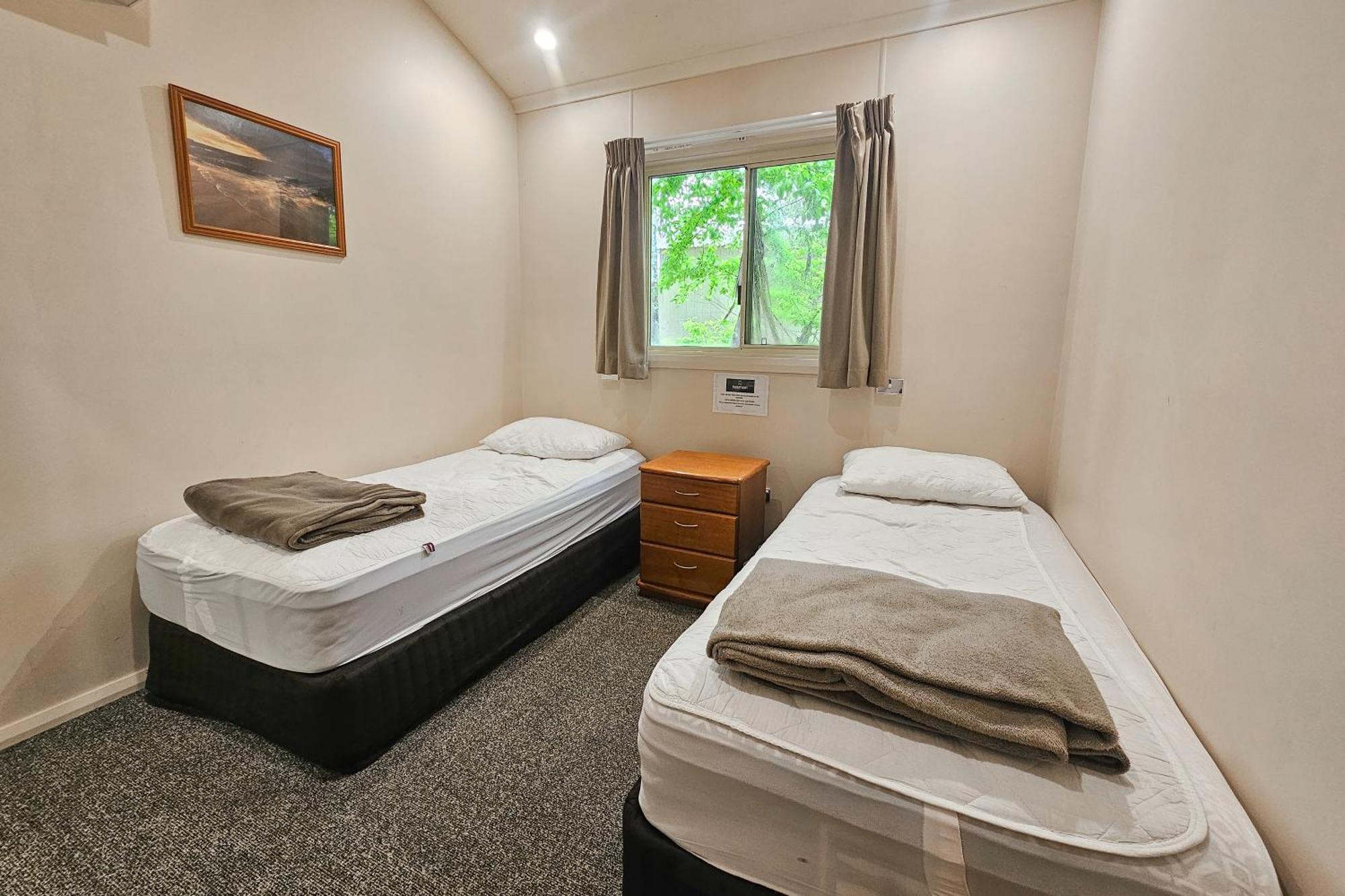 Tasman Holiday Parks - Rollingstone Exterior photo