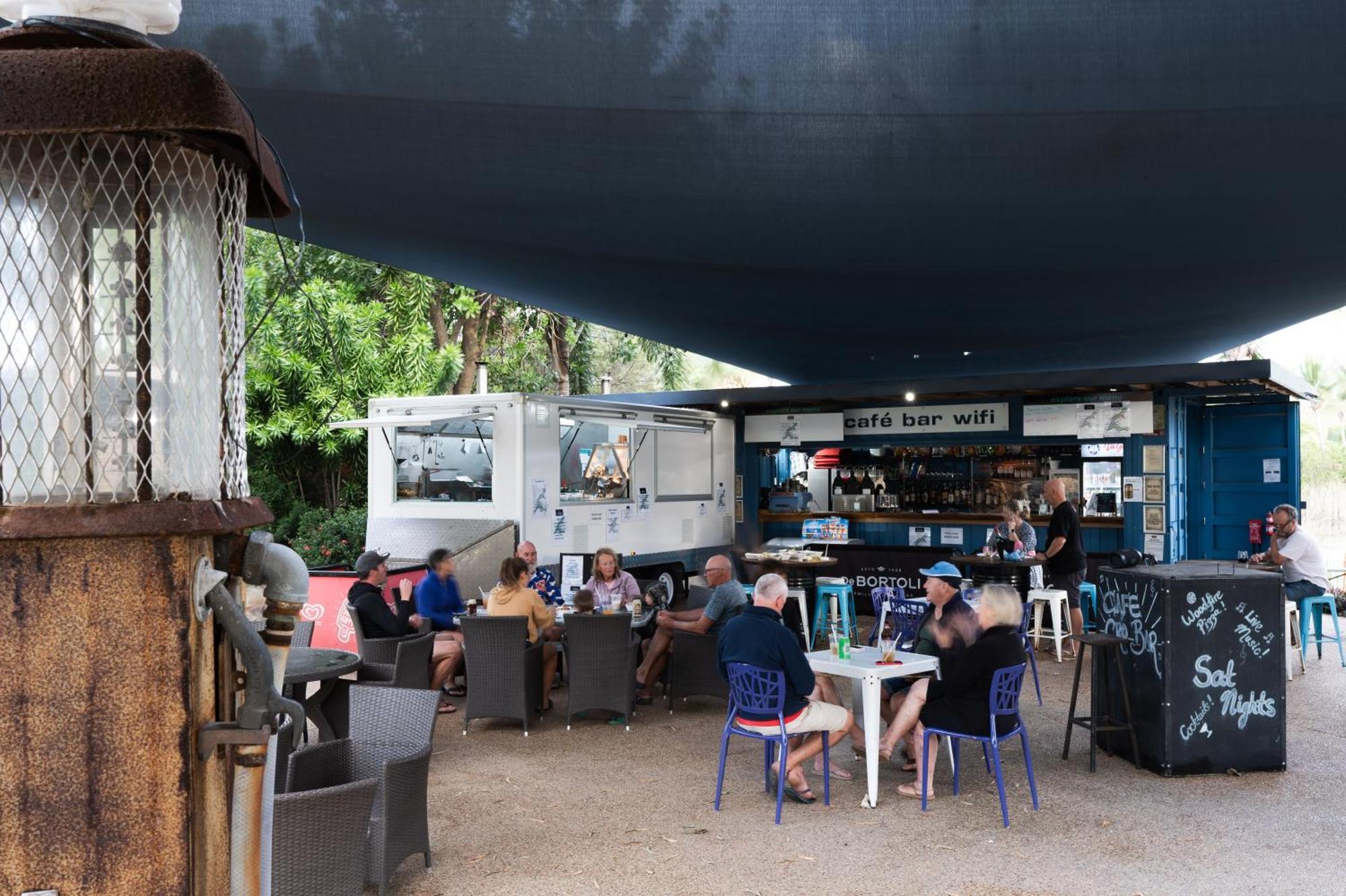 Tasman Holiday Parks - Rollingstone Exterior photo